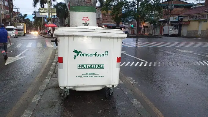 EMSERFUSA E.S.P. retiró los contenedores de la Avenida de Las Palmas.